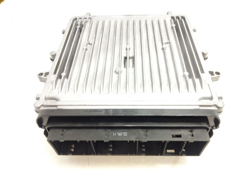 Recambio de centralita motor uce para bmw 5 (e60) 525 d referencia OEM IAM 851847801 0281018610 