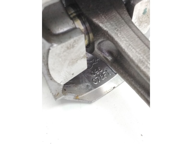 Recambio de biela para nissan terrano ii (r20) 2.4 i 12v 4wd referencia OEM IAM 096078F1  BIELA Y PISTON