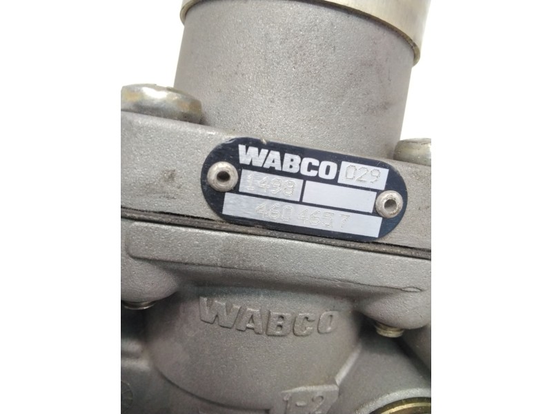 Recambio de valvula aire para mercedes-benz actros referencia OEM IAM 9753034730 4604657 REGULADORA DE PRESION