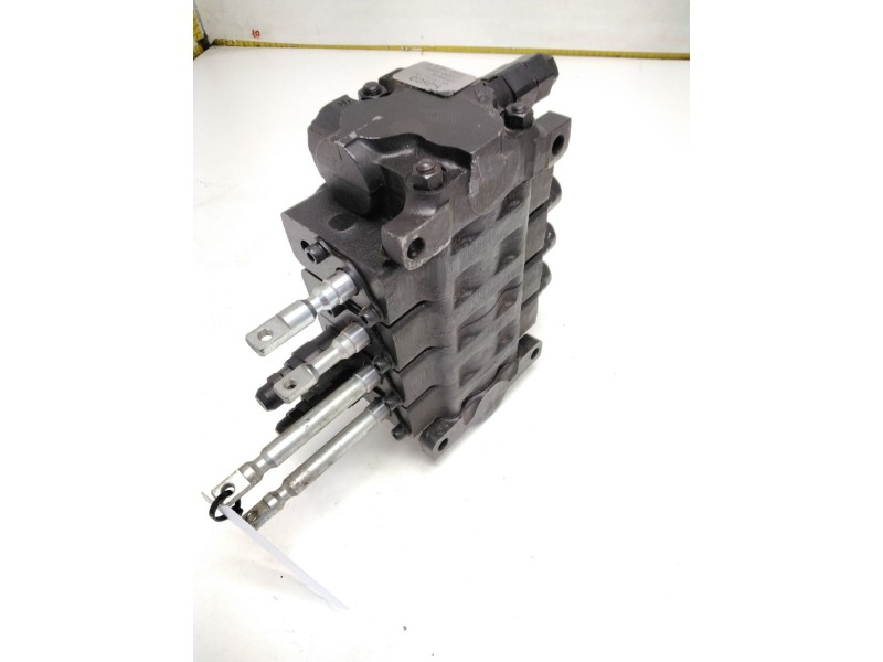 Recambio de bomba hidraulica para nissan cabstar (f22, h40) 2.7 td (f22) referencia OEM IAM 6932034K02  VALVULA HIDRAULICA