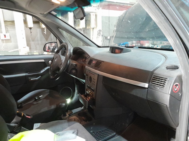 opel meriva a monospace (x03) del año 2004