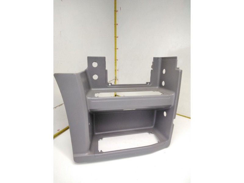 Recambio de estribo de cabina derecho para mercedes-benz actros referencia OEM IAM MB505132 MCP550699 NUEVA GRIS