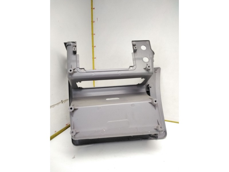 Recambio de estribo de cabina derecho para mercedes-benz actros referencia OEM IAM MB505132 MCP550699 NUEVA GRIS