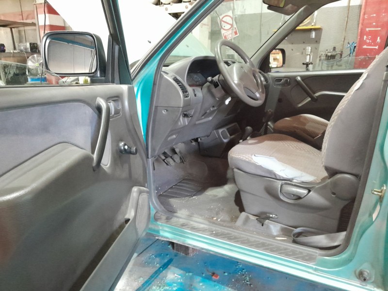 nissan terrano ii (r20) del año 1994