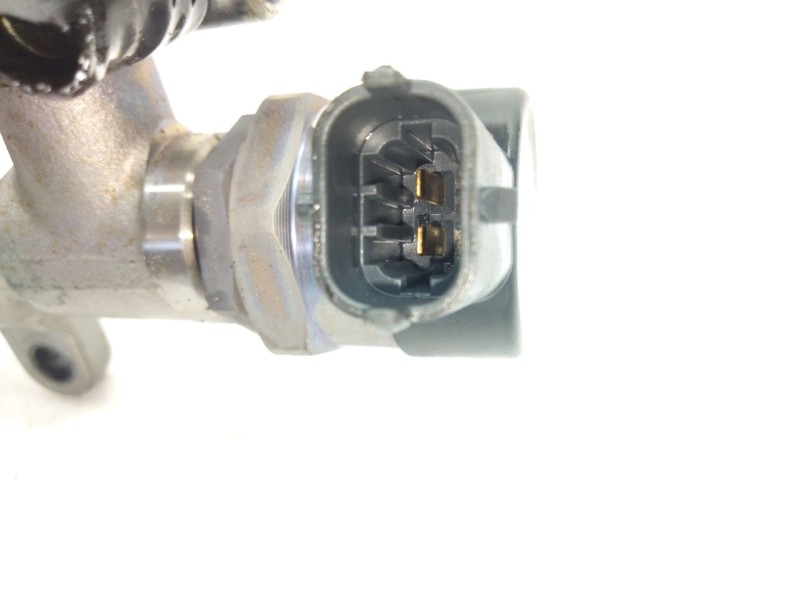 Recambio de rampa inyectora para kia sportage iii (sl) 2.0 crdi referencia OEM IAM 314002F000 0445214211 