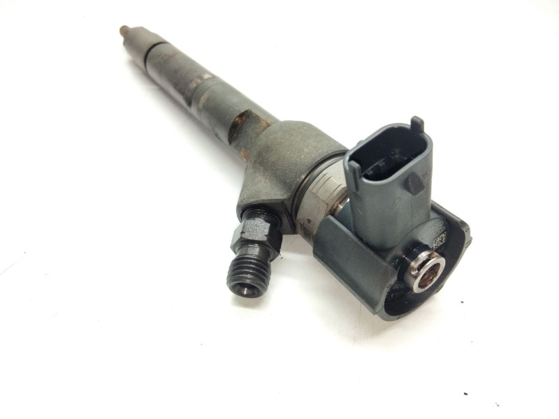 Recambio de inyector para kia sportage iii (sl) 2.0 crdi referencia OEM IAM 0445110374  