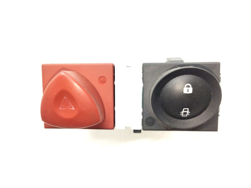 Recambio de warning para renault megane ii berlina 5p 1.9 dci diesel fap referencia OEM IAM 8200407415  