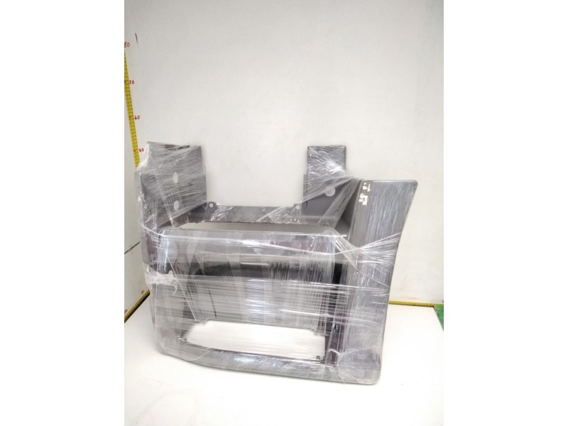 Recambio de estribo de cabina izquierdo para mercedes-benz actros referencia OEM IAM 9416662201 GRIS ESTRIBO INFERIOR NUEVO