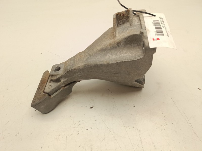 Recambio de soporte motor derecho superior para bmw 3 (e90) 320 d referencia OEM IAM 2211881916  