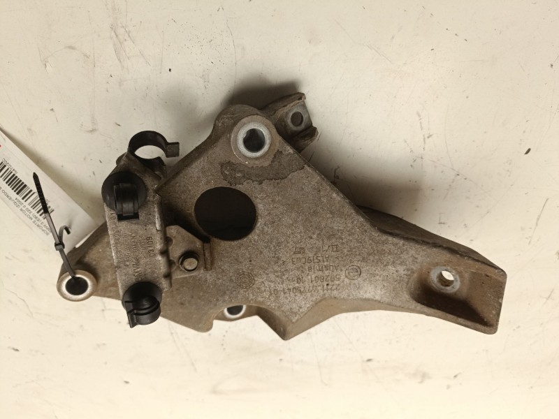 Recambio de soporte motor izquierdo superior para bmw 3 (e90) 320 d referencia OEM IAM 22116775041  