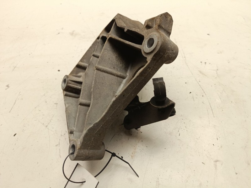 Recambio de soporte motor izquierdo superior para bmw 3 (e90) 320 d referencia OEM IAM 22116775041  