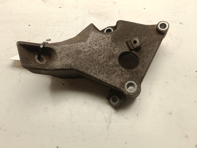 Recambio de soporte motor izquierdo superior para bmw 3 touring (e91) 320 d referencia OEM IAM 22116775041  