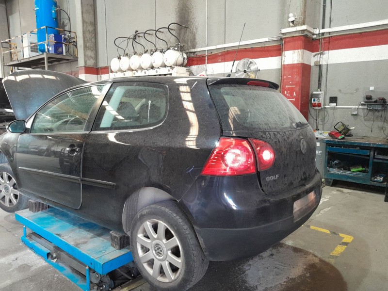 volkswagen golf v (1k1) del año 2006