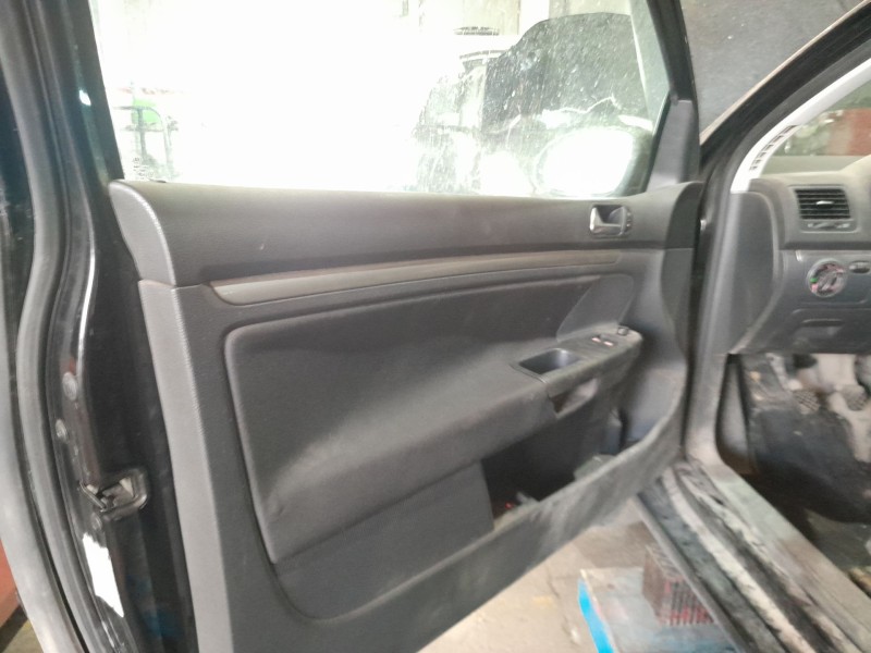 volkswagen golf v (1k1) del año 2006