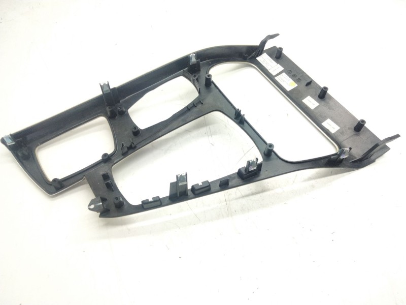 Recambio de consola central para bmw 5 (f10) 525 d referencia OEM IAM 805017604  