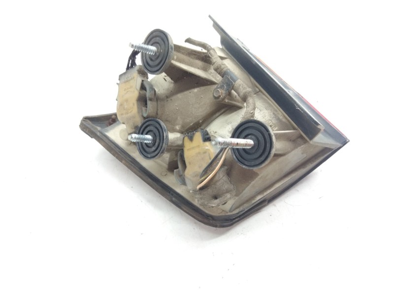 Recambio de piloto trasero izquierdo para chrysler le baron sedán 2.5 i turbo referencia OEM IAM   