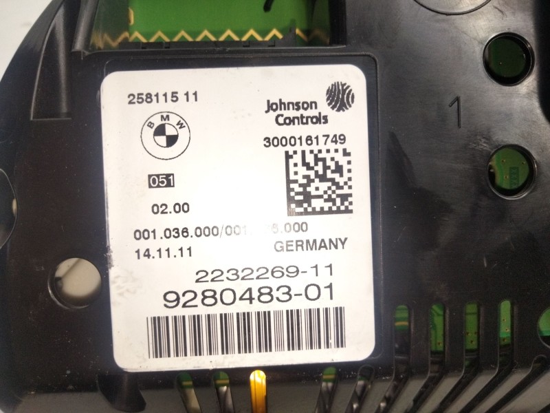 Recambio de cuadro instrumentos para bmw 5 (f10) 525 d referencia OEM IAM 928048301  