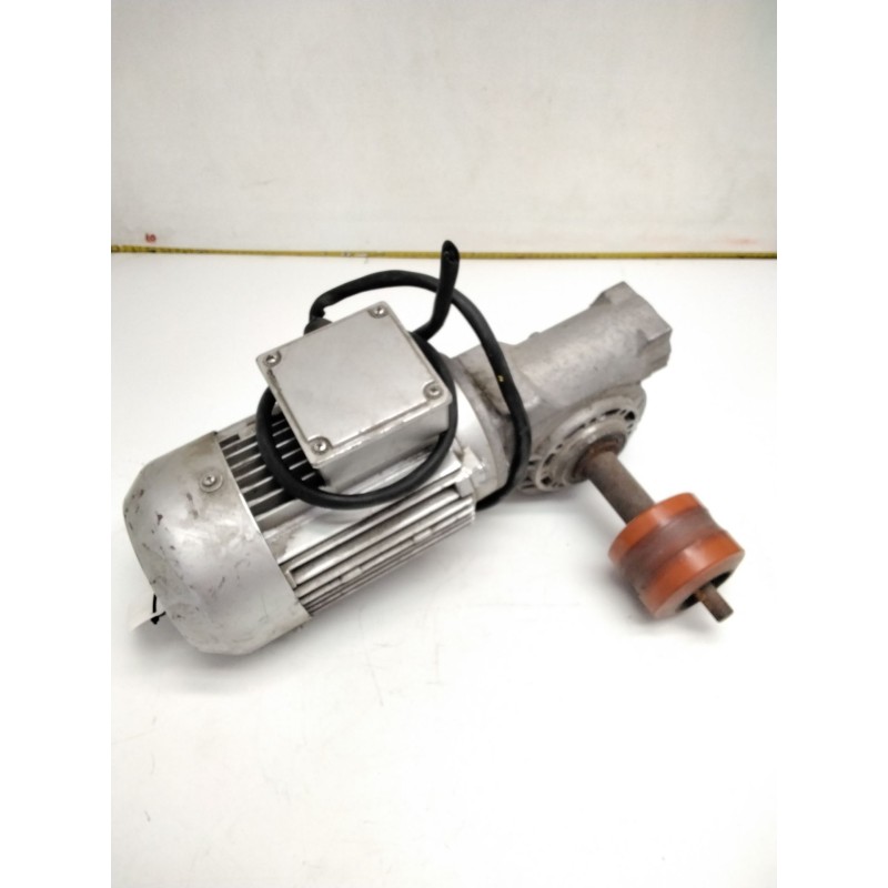 Recambio de motor electrico para  referencia OEM IAM II3DT4 EF80B4B14 MOTOR CADENA TRANSPORTADORA SISMEC