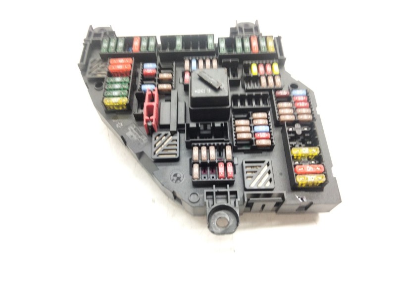 Recambio de caja fusibles para bmw 5 (f10) 525 d referencia OEM IAM 925281301  