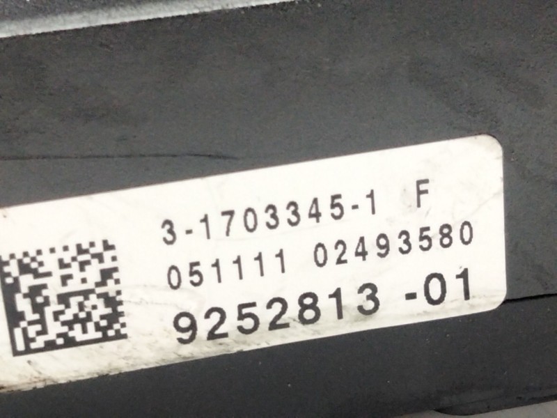 Recambio de caja fusibles para bmw 5 (f10) 525 d referencia OEM IAM 925281301  