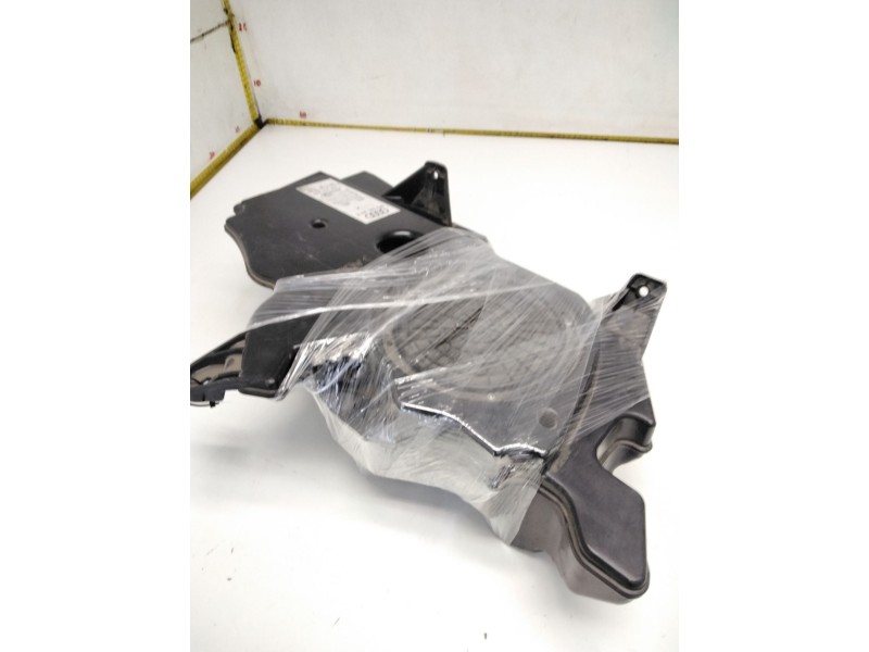 Recambio de altavoz para audi a3 (8p1) 2.0 tdi referencia OEM IAM 8P3035382B  SUBWOOFER