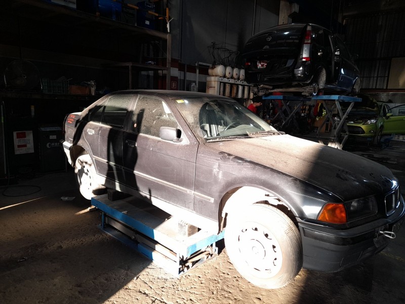 bmw 3 (e36) del año 1992
