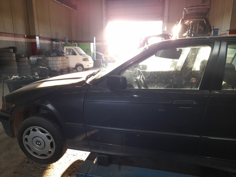 bmw 3 (e36) del año 1992