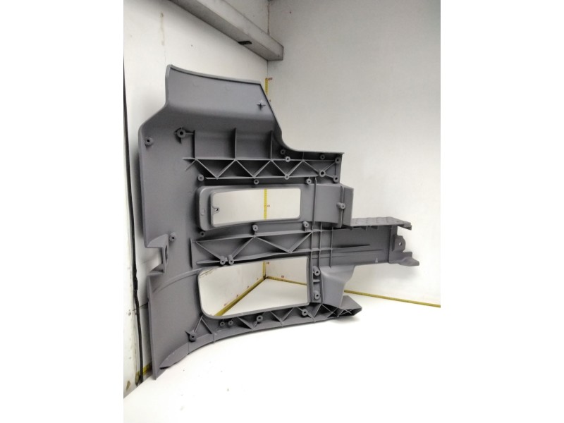 Recambio de paragolpes delantero para mercedes-benz actros 2/3 2 - ejes / 6 cil. referencia OEM IAM MCP5504938 GRIS PUNTERA DELA