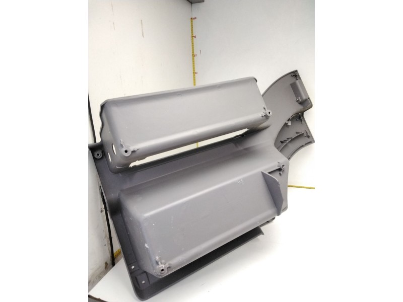 Recambio de estribo de cabina derecho para mercedes-benz actros referencia OEM IAM 9416662001 GRIS ESTRIBO GUARDABARROS NUEVO