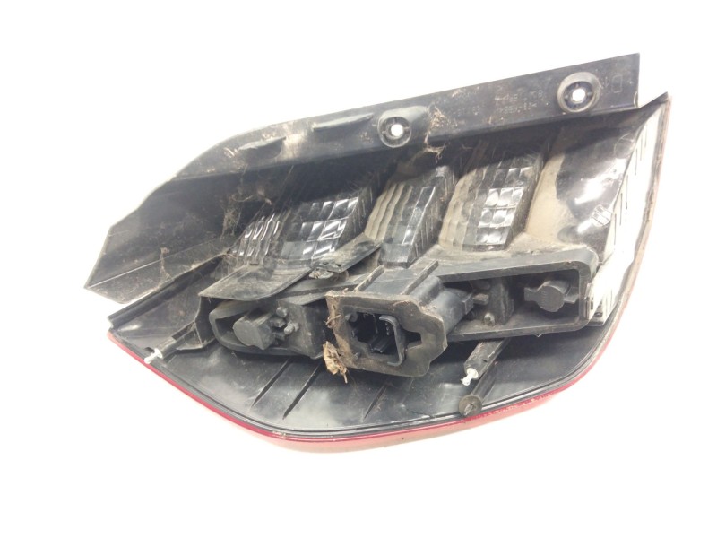 Recambio de piloto trasero derecho para renault scénic ii (jm0/1_) 1.6 16v (jm1r) referencia OEM IAM 15911600  