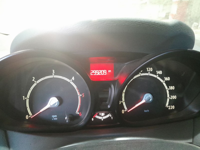 ford fiesta vi (cb1, ccn) del año 2010