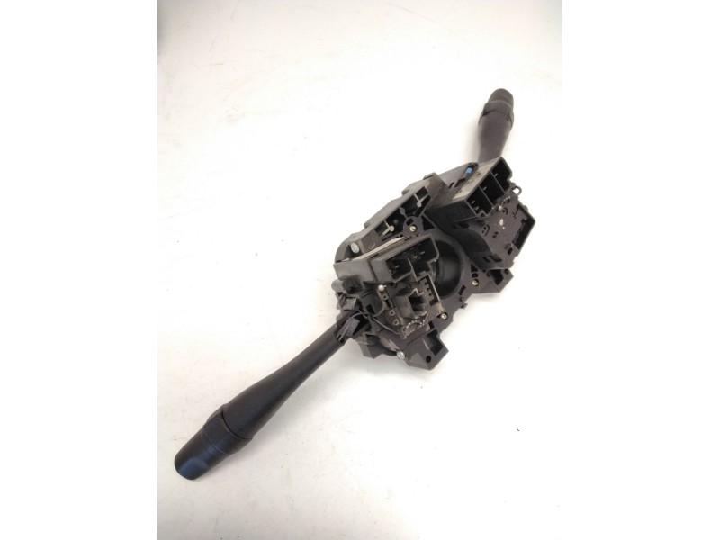 Recambio de mando intermitentes y limpia para nissan terrano ii (r20) 3.0 di 4wd referencia OEM IAM 54034708 54354608 CONJUNTO M