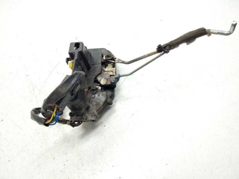 Recambio de cerradura puerta delantera izquierda para kia carens 2.0 crdi ex monovolumen referencia OEM IAM   