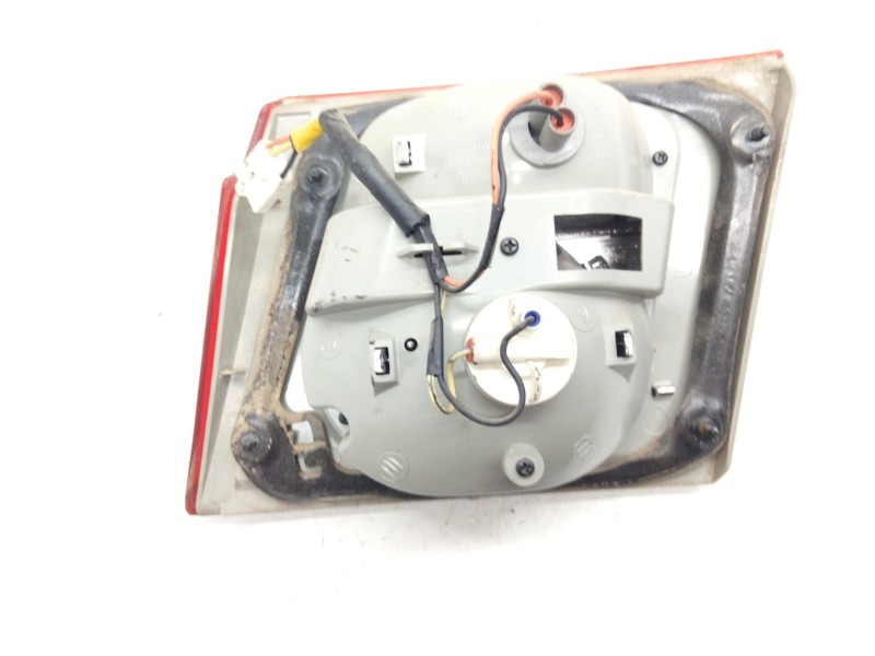 Recambio de piloto trasero izquierdo porton para kia carens 2.0 crdi ex monovolumen referencia OEM IAM   