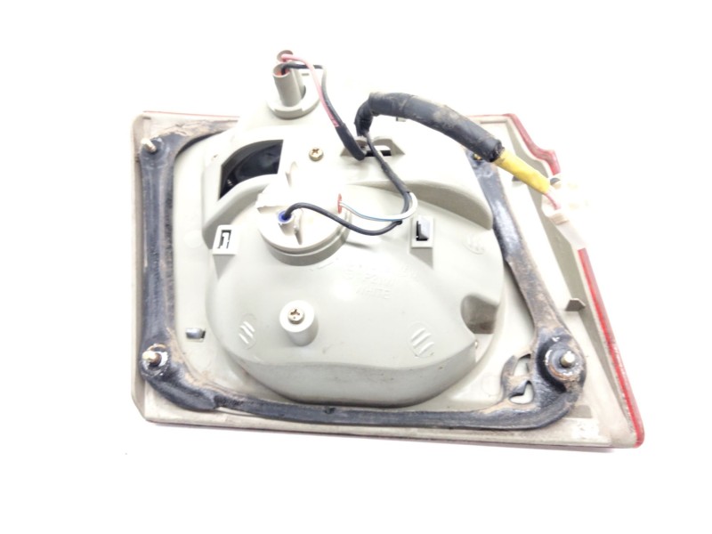 Recambio de piloto trasero derecho porton para kia carens 2.0 crdi ex monovolumen referencia OEM IAM   