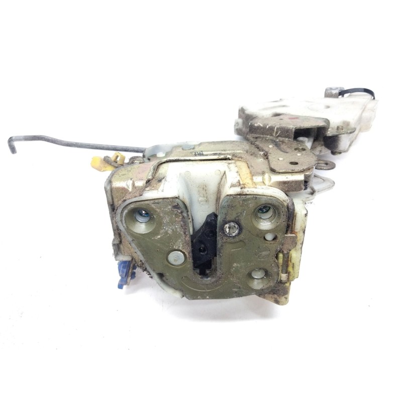 Recambio de cerradura puerta delantera izquierda para nissan vanette cargo furgón (hc 23) 2.3 d referencia OEM IAM 6055261006  