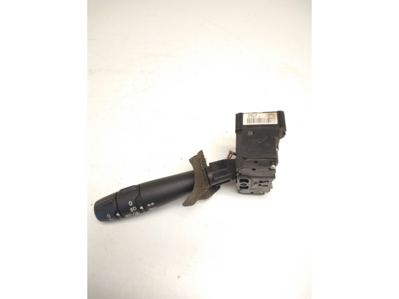 Recambio de mando luces para cabstar 09.06 2.5 diesel referencia OEM IAM 36841B  