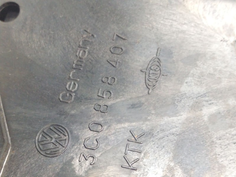 Recambio de portavasos para volkswagen passat b6 (3c2) 2.0 tdi referencia OEM IAM 3C0858407  