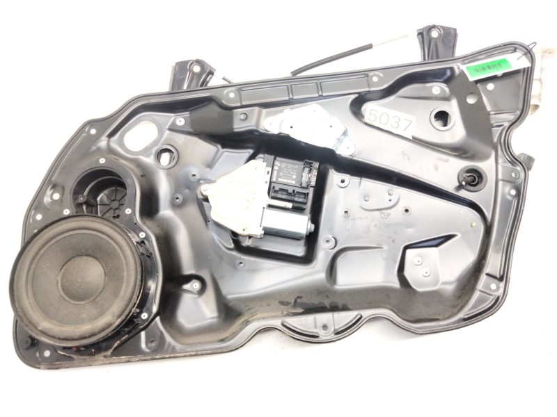 Recambio de elevalunas delantero derecho para volkswagen passat b6 (3c2) 2.0 tdi referencia OEM IAM 3C1837756G  