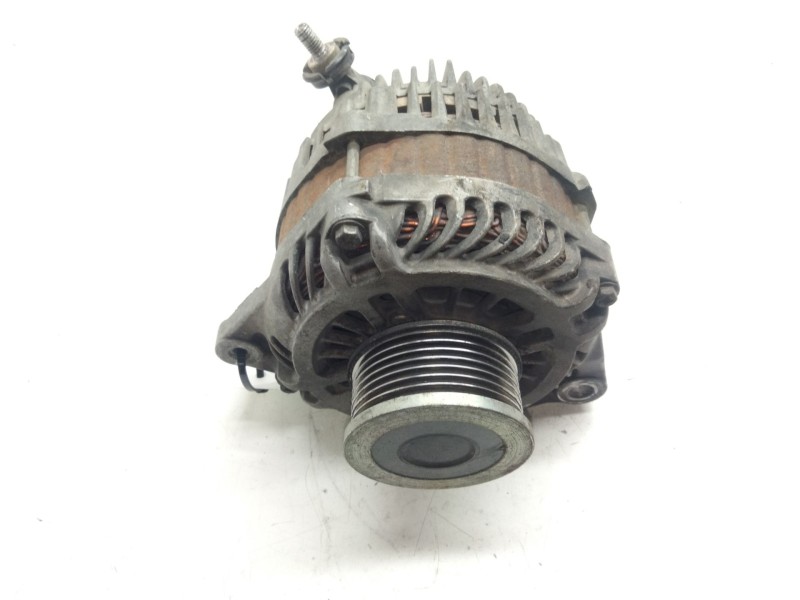 Recambio de alternador para nissan pathfinder iii (r51) 2.5 dci 4wd referencia OEM IAM 23100EB315  