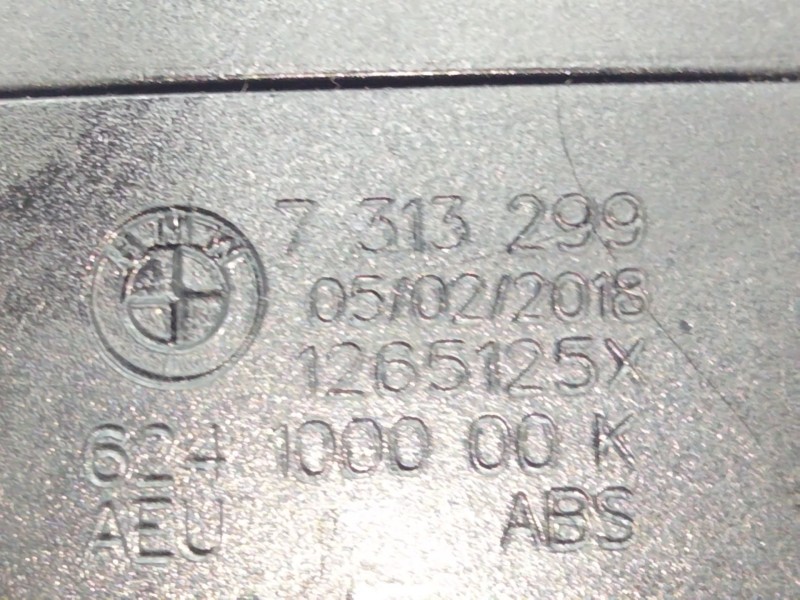 Recambio de enganche delantero izquierdo para bmw 2 gran tourer (f46) 218 d xdrive referencia OEM IAM 7313299  