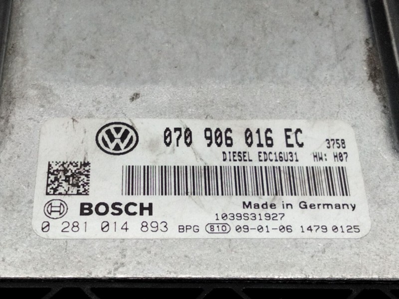 Recambio de centralita motor uce para volkswagen t5 transporter caja cerrada referencia OEM IAM 070906016EC 0281014893 