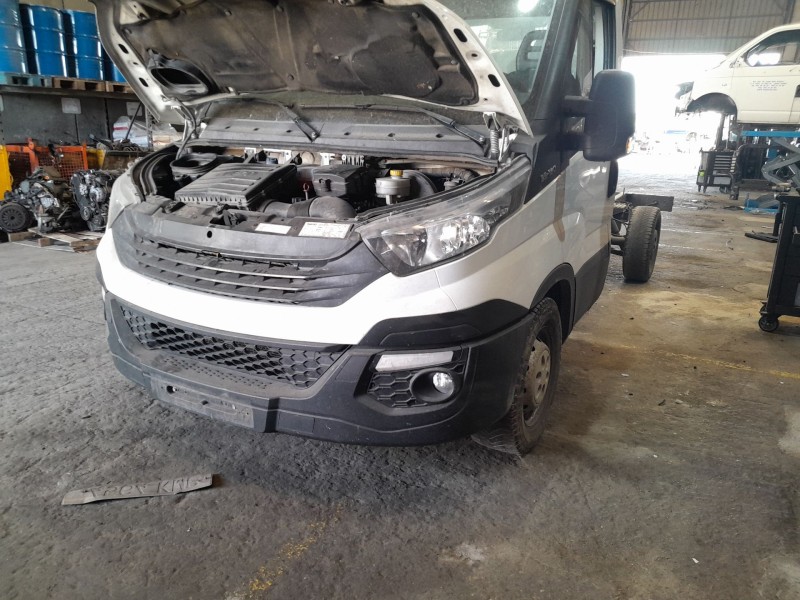 iveco daily vi caja/chasis del año 2018