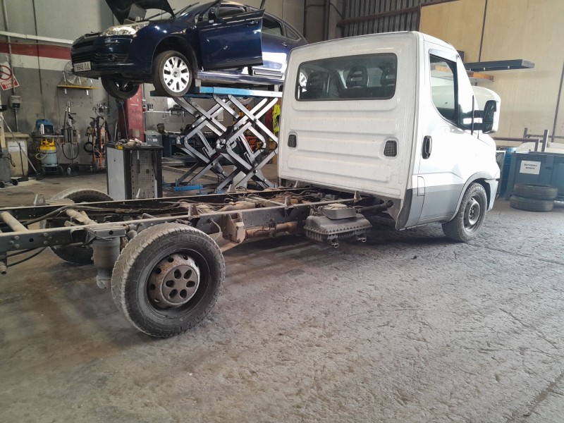 iveco daily vi caja/chasis del año 2018