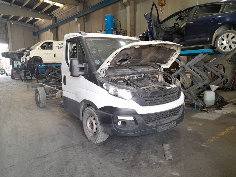 iveco daily vi caja/chasis del año 2018