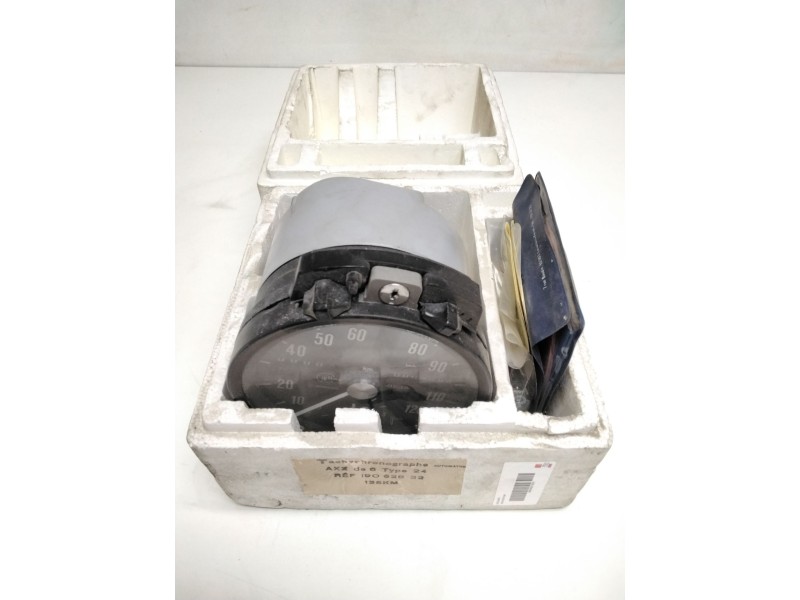 Recambio de tacógrafo para pegaso 1234 t tecno referencia OEM IAM 19062832 24V JAEGER