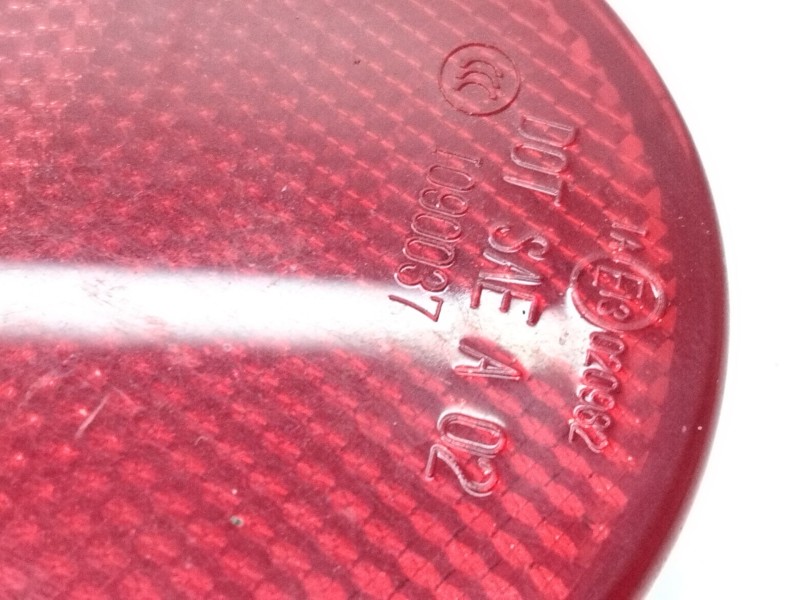 Recambio de reflector derecho paragolpes trasero para nissan x-trail ii (t31) 2.0 dci referencia OEM IAM   