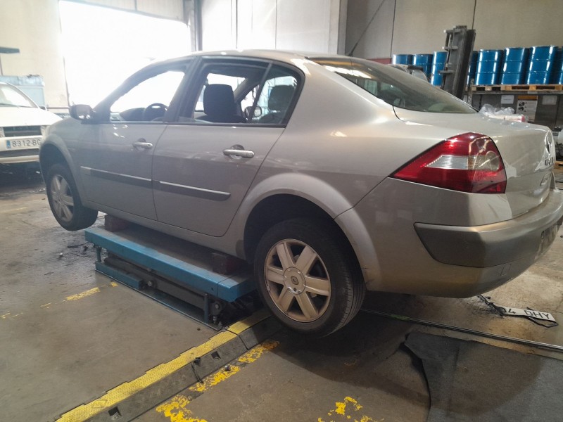 renault megane ii sedán (lm0/1_) del año 2005