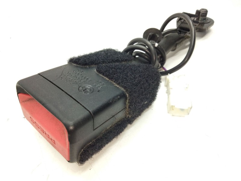 Recambio de enganche delantero derecho para bmw 2 gran tourer (f46) 218 d xdrive referencia OEM IAM 7313299  