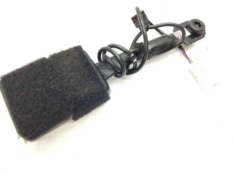 Recambio de enganche delantero derecho para bmw 2 gran tourer (f46) 218 d xdrive referencia OEM IAM 7313299  